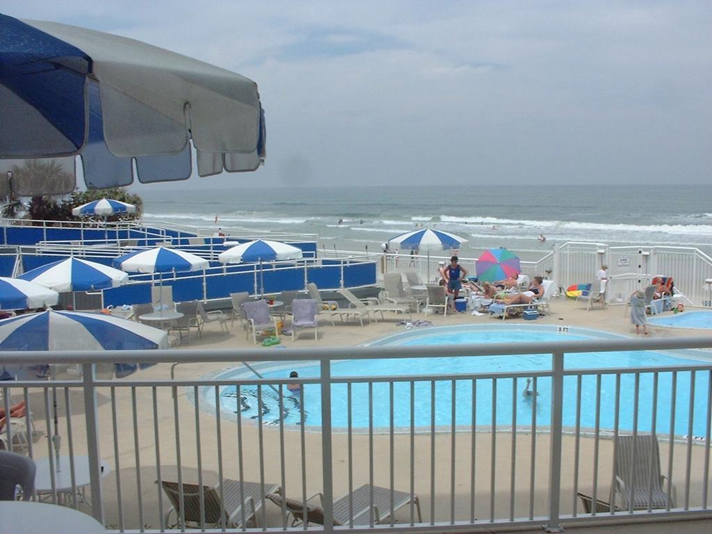 Fantasy Island - Daytona Beach Shores Aparthotel Eksteriør bilde